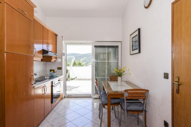 Apartments Luka - Trogir, Marina 150M From The Beach 외부 사진