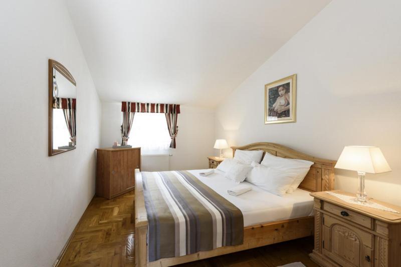 Apartments Luka - Trogir, Marina 150M From The Beach 외부 사진